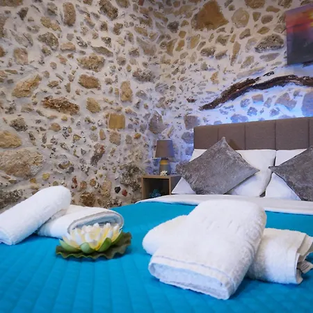 Cozy Stonehouse In κissamos *