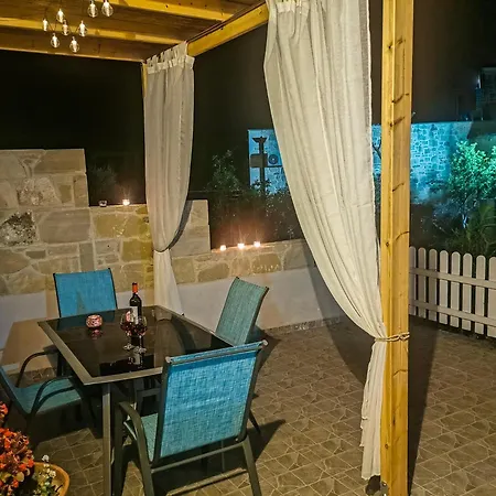 Cozy Stonehouse In κissamos