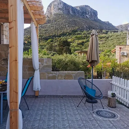 Cozy Stonehouse In κissamos